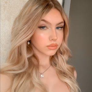 Meet your Posher, Sadie